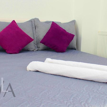 סיביו White Luxury Apartment מראה חיצוני תמונה