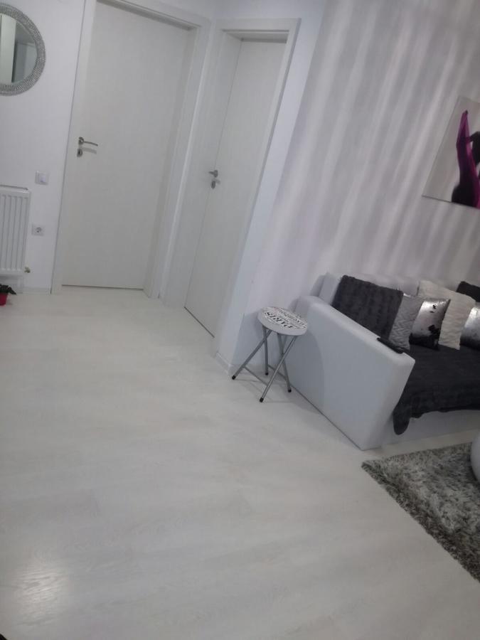 סיביו White Luxury Apartment מראה חיצוני תמונה