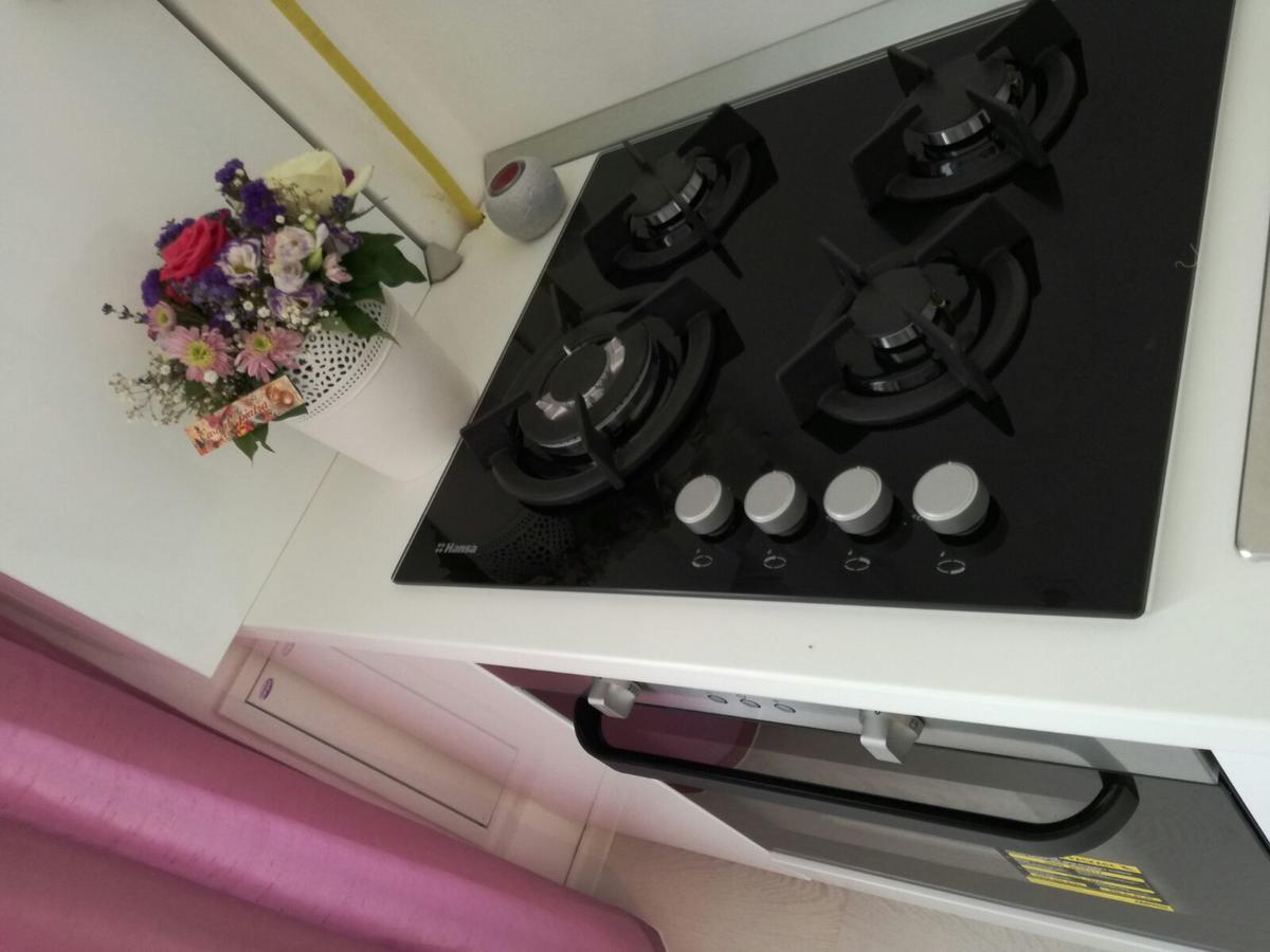 סיביו White Luxury Apartment מראה חיצוני תמונה