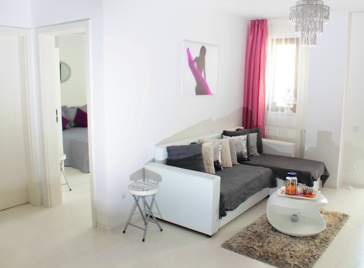 סיביו White Luxury Apartment מראה חיצוני תמונה